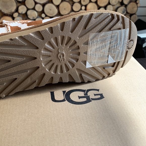 UGG classic mini cow print - Picture 5 of 5
